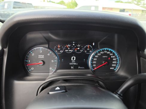Used 2020 GMC Yukon XL Denali RWD image 36