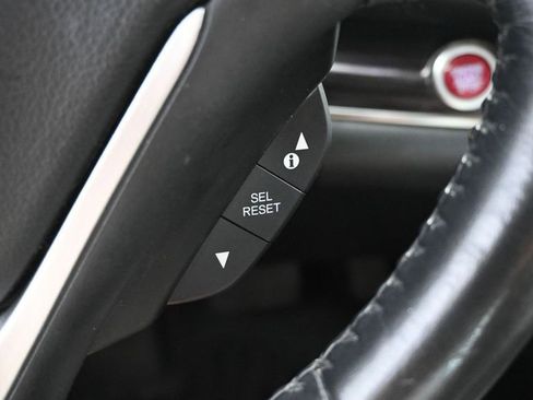 Used 2016 Honda CR-V Touring image 33