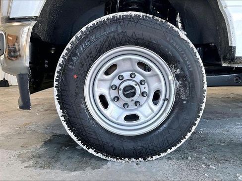 New 2026 Ford F250 XL w/ XL Chrome Package AWD/4WD image 25