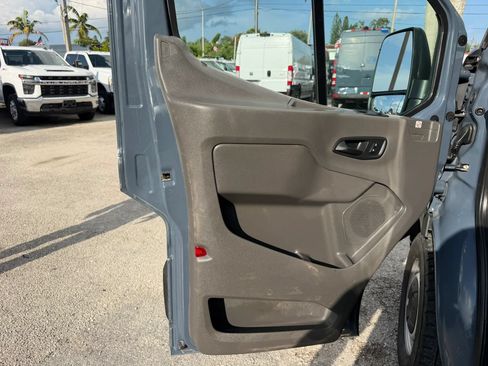 Used 2020 Ford Transit 250 148 High Roof Extended RWD image 11