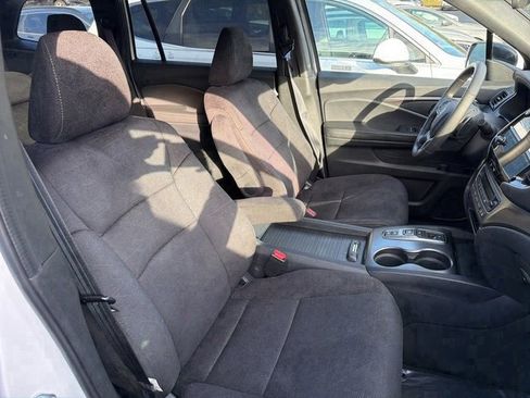 Used 2022 Honda Pilot Sport image 9