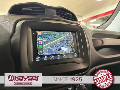 Certified 2018 Jeep Renegade Altitude AWD/4WD image 24