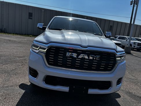Used 2025 RAM 1500 Tungsten AWD/4WD image 6