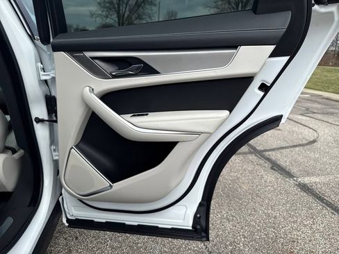 New 2026 Jaguar F-PACE R-Dynamic S image 18