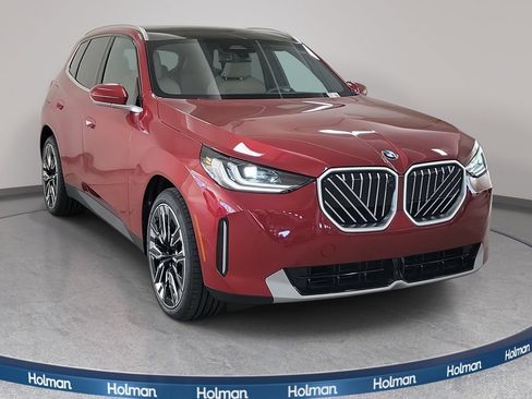 Used 2025 BMW X3 xDrive30i w/ Premium Package AWD/4WD image 2