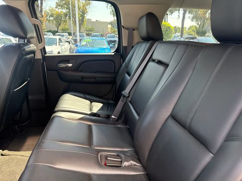 Used 2011 Chevrolet Suburban LT AWD/4WD image 13