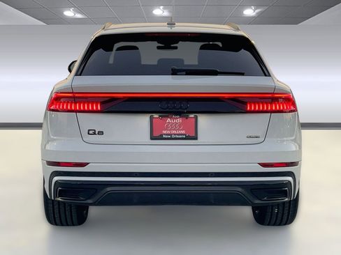 Used 2022 Audi Q8 Prestige w/ Prestige Package image 10