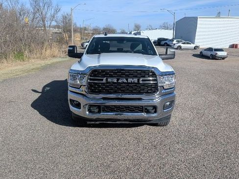 Used 2024 RAM 2500 Big Horn image 8