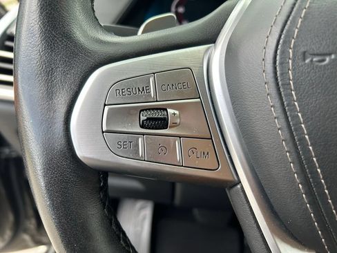 Used 2020 BMW X7 xDrive40i w/ Premium Package AWD/4WD image 14