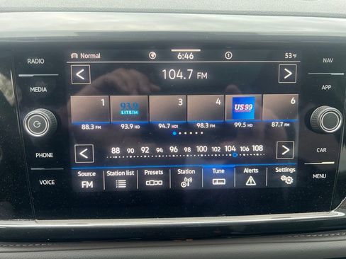 Certified 2023 Volkswagen Taos SEL AWD/4WD image 30