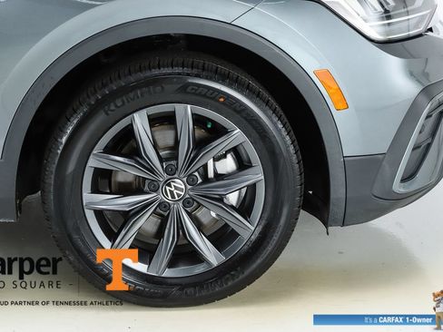Used 2023 Volkswagen Tiguan SE w/ Panoramic Sunroof Package FWD image 52
