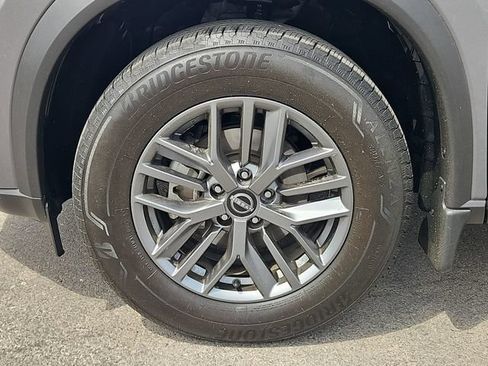Certified 2023 Nissan Rogue S FWD image 10