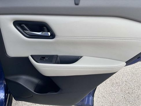 Certified 2023 Nissan Rogue SL w/ SL Premium Package FWD image 22