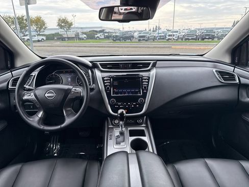 Used 2023 Nissan Murano SV w/ SV Midnight Edition Package image 23