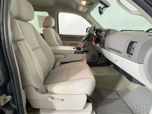 Used 2010 GMC Sierra 1500 SLE w/ Texas Edition image 27