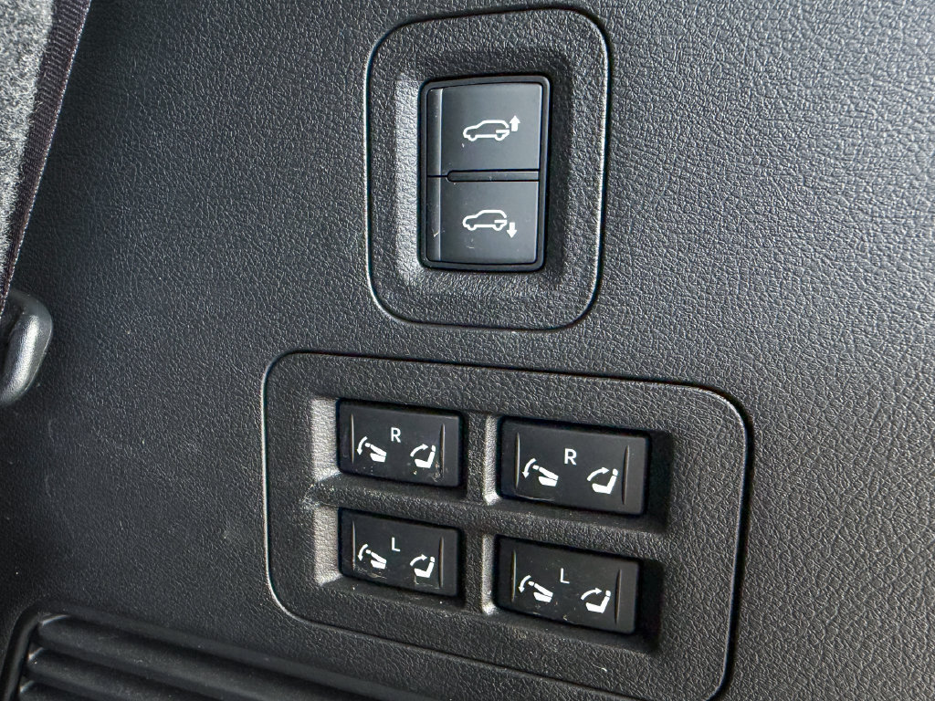 Used 2025 INFINITI QX80 Luxe AWD/4WD image 24
