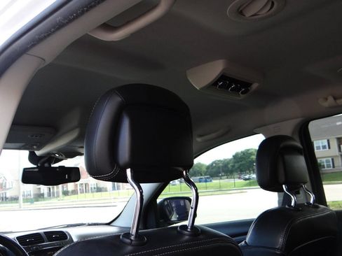 Used 2017 Dodge Journey Crossroad FWD image 18