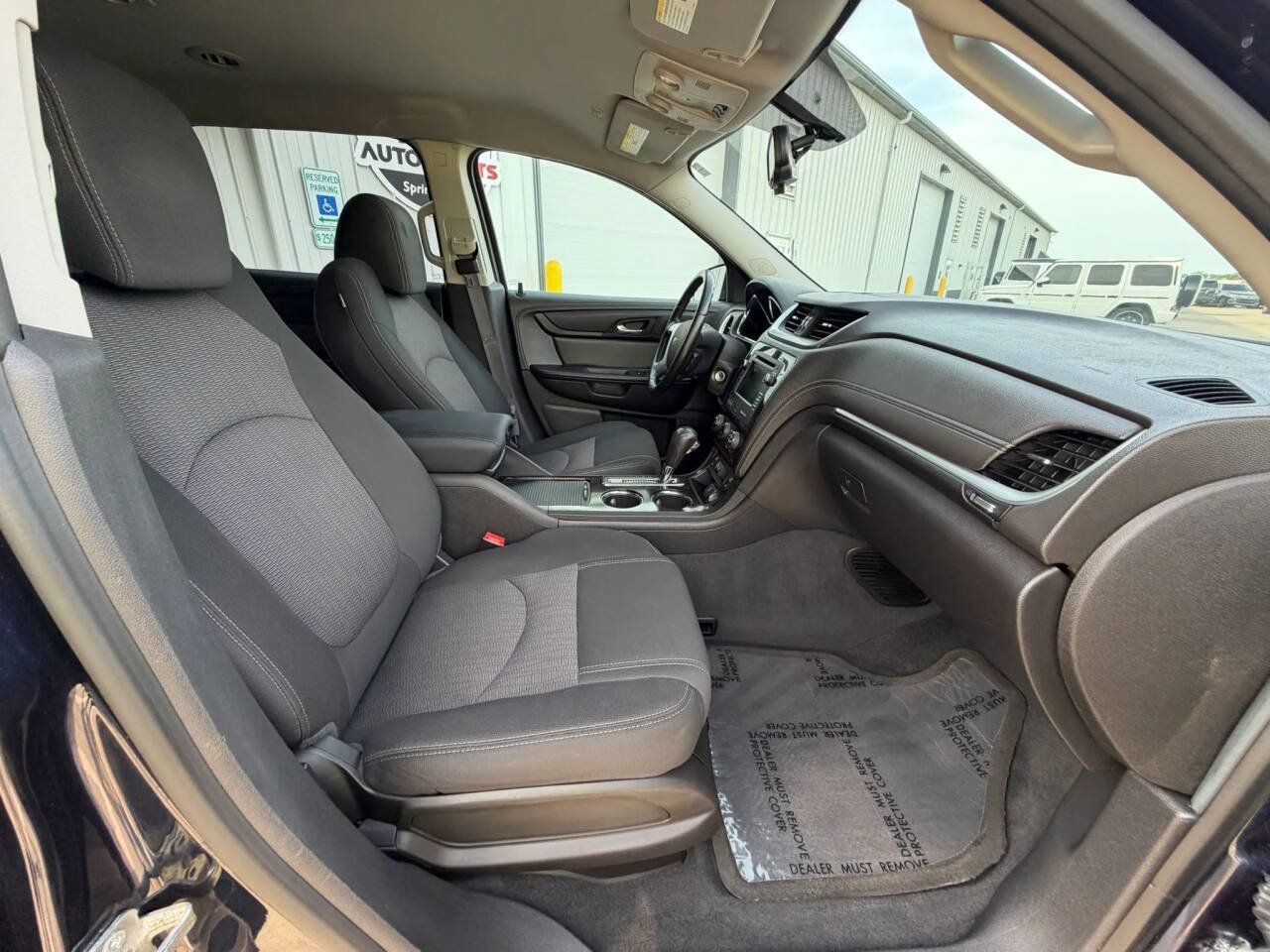 Used 2015 Chevrolet Traverse LT FWD image 15
