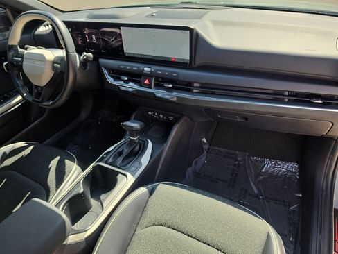 Certified 2025 Kia K4 GT-Line FWD image 11