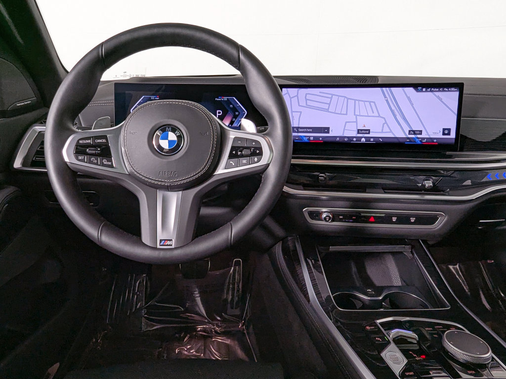 Used 2026 BMW X7 xDrive40i w/ M Sport Package AWD/4WD image 23