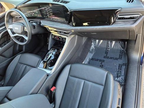 Certified 2025 Audi Q5 Premium w/ Convenience Package AWD/4WD image 19