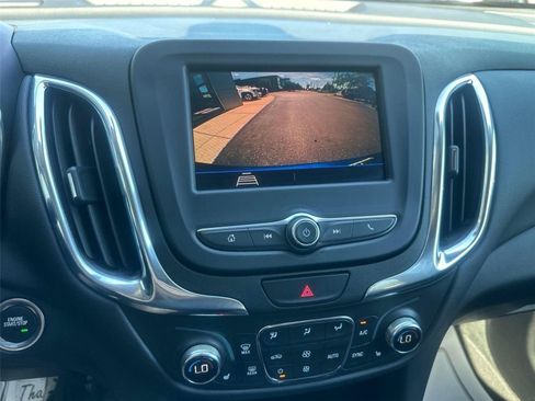 Used 2021 Chevrolet Equinox LT FWD image 28