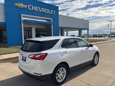 Used 2020 Chevrolet Equinox LT image 8