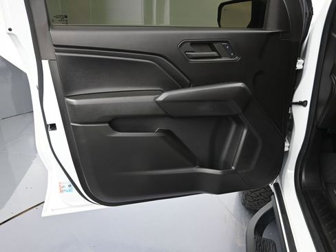 Certified 2024 Chevrolet Colorado Trail Boss w/ Advanced Trailering Package image 11