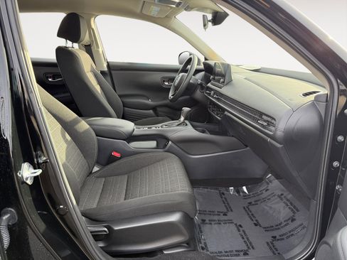 Certified 2025 Honda HR-V LX image 19