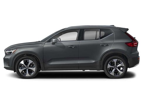 Used 2024 Volvo XC40 B5 Ultimate w/ Protection Package Premier image 5