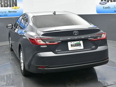Used 2025 Toyota Camry LE image 4