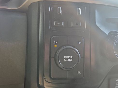 Used 2025 Ford F350 XLT AWD/4WD image 31