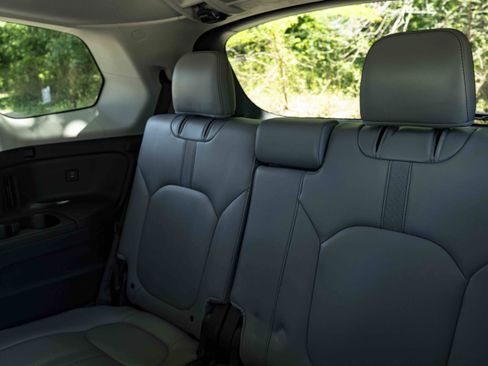 Used 2024 Honda Pilot EX-L image 19