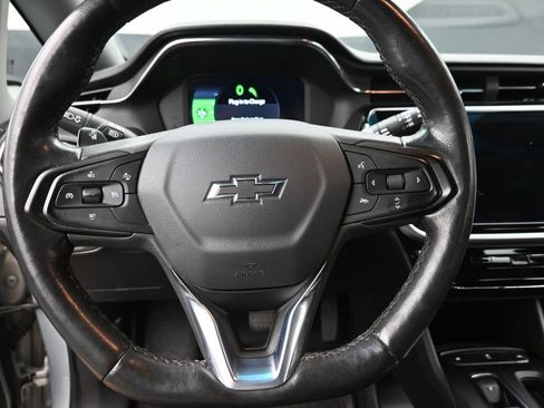 Used 2023 Chevrolet Bolt LT FWD image 17