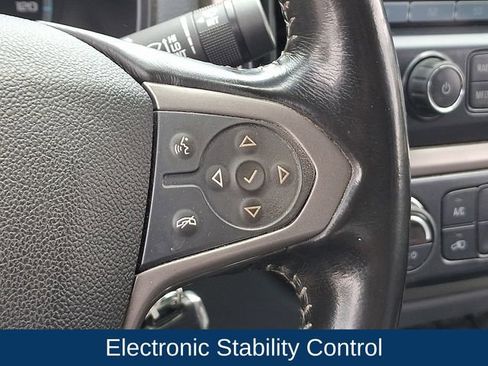 Used 2016 Chevrolet Colorado Z71 AWD/4WD image 8