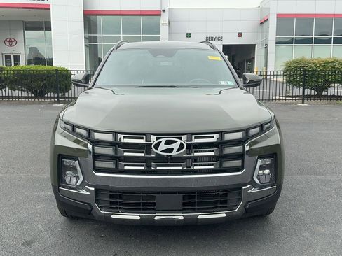 Certified 2025 Hyundai Santa Cruz Limited AWD/4WD image 2