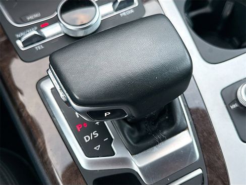 Used 2019 Audi Q7 2.0T Premium Plus w/ Premium Plus Package image 18