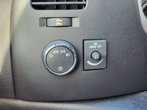 Used 2010 Chevrolet Silverado 1500 LT w/ Power Pack Plus image 18