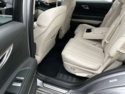 Certified 2025 Genesis GV80 2.5T Standard image 22