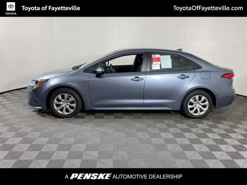 Used 2026 Toyota Corolla LE image 2