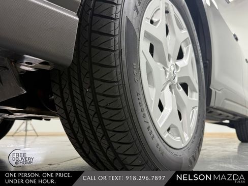 Used 2024 Subaru Forester AWD/4WD image 12