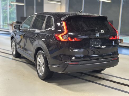 Used 2024 Honda CR-V EX image 8