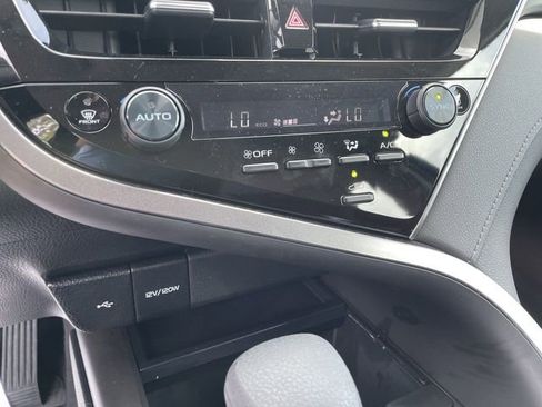 Used 2024 Toyota Camry LE FWD image 18