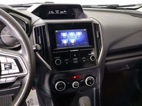 Used 2021 Subaru Crosstrek 2.0i image 5