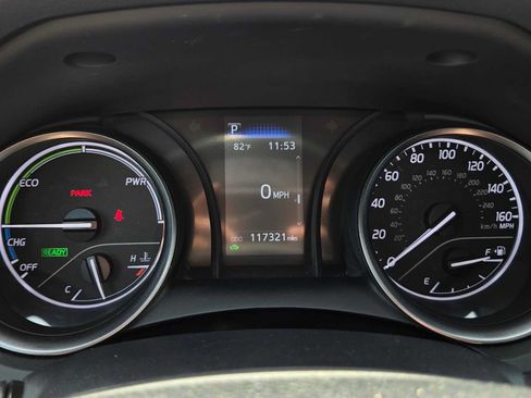 Used 2023 Toyota Camry SE FWD image 24