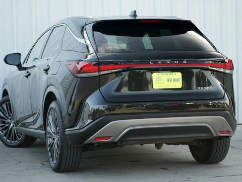 Used 2023 Lexus RX 350 w/ Luxury Package image 6