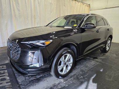 Used 2025 Audi Q5 Premium w/ Convenience Package