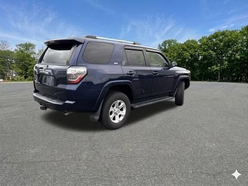 Used 2019 Toyota 4Runner SR5 Premium AWD/4WD image 4