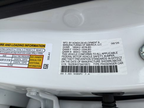 Used 2025 Acura Integra A-Spec image 34