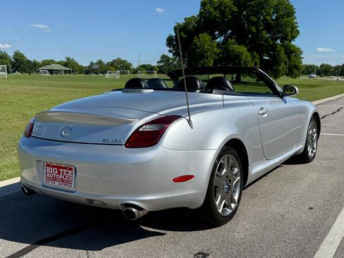 Used 2008 Lexus SC 430 Convertible RWD image 10
